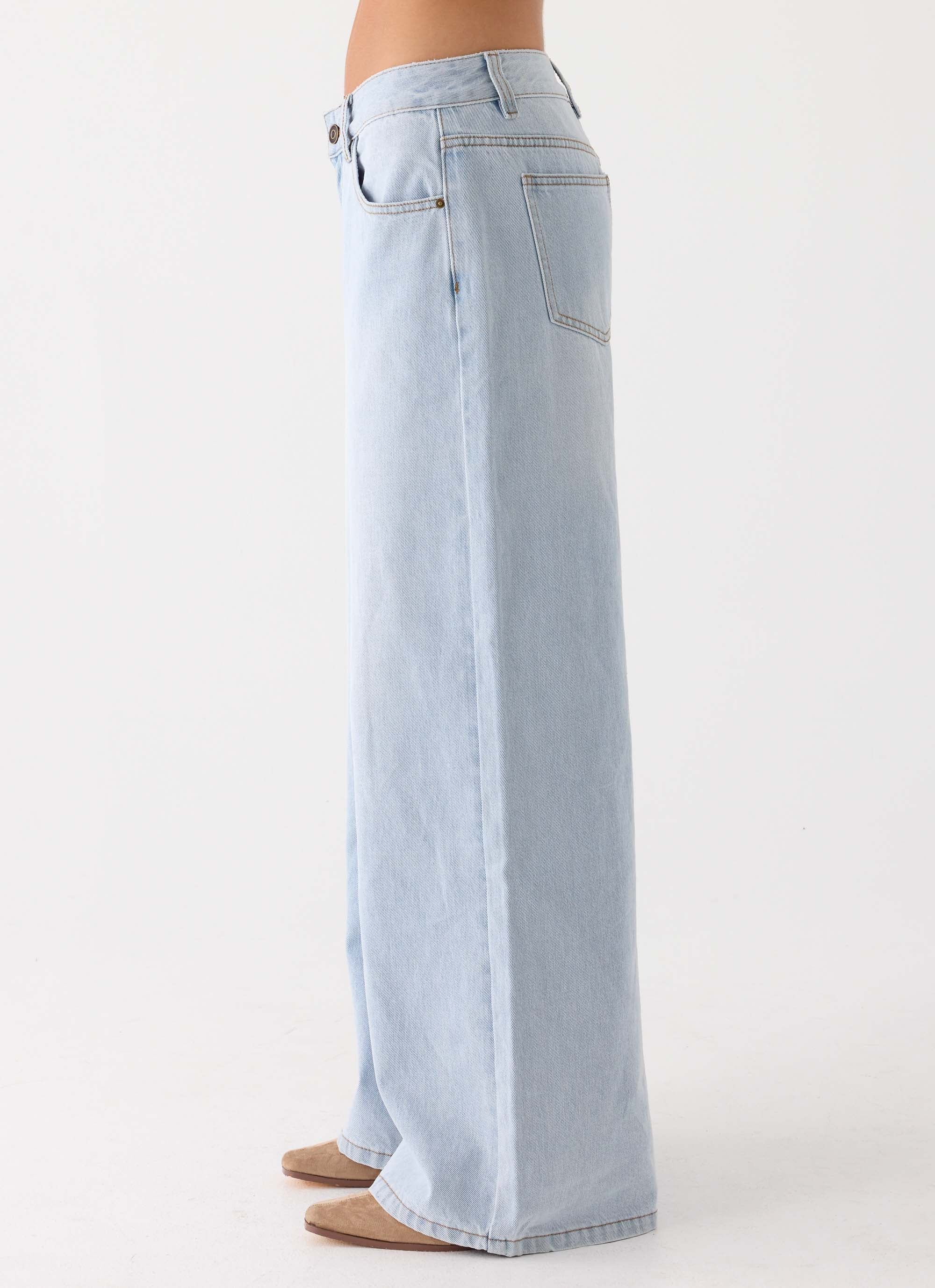 Neo Low Rise Wide Leg Denim Jeans - Light Blue Wash - Image 2